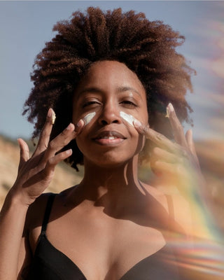 How to Choose a Eco-Conscious & Toxic-Free Sunscreen | Liandra Swim